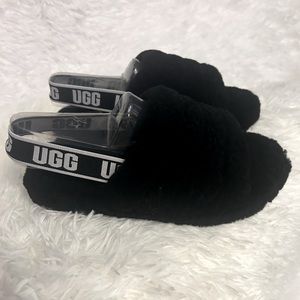 UGG® Fluff Yeah Slide Sandal - Big Kid - Black - Size 4